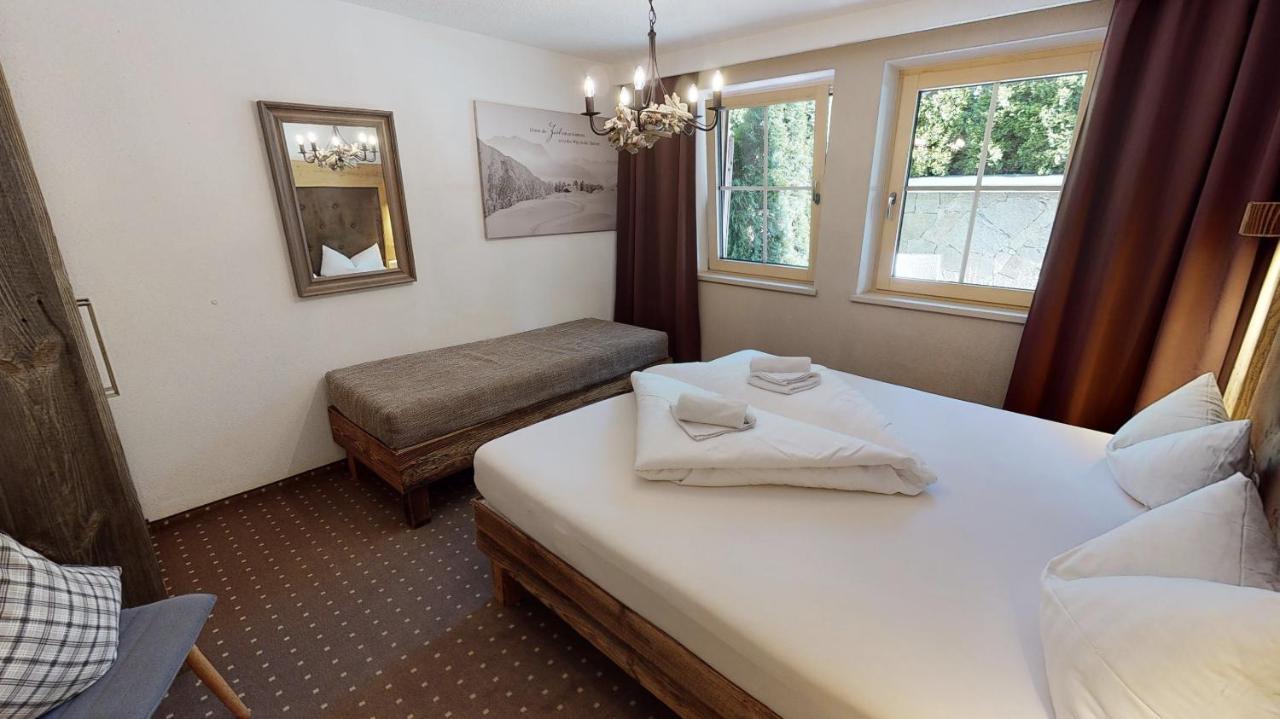 Appartements "Da Zillertaler Und Die Geigerin" Mayrhofen Esterno foto