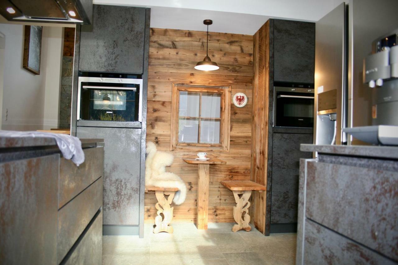 Appartements "Da Zillertaler Und Die Geigerin" Mayrhofen Esterno foto